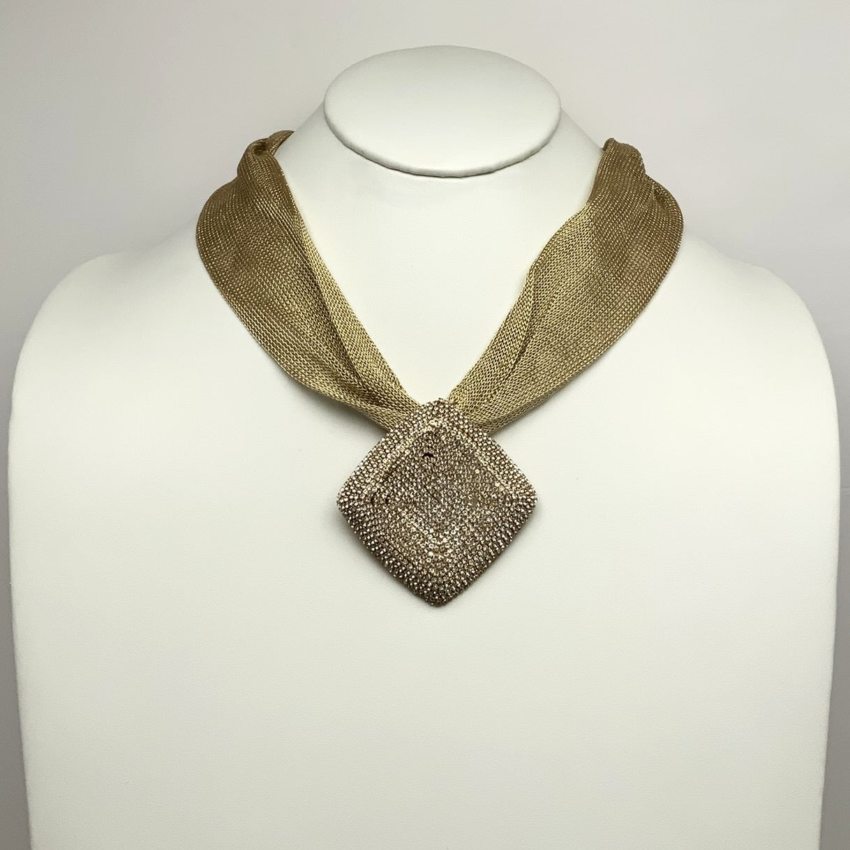 Crystal Rhombus Pendant Mesh Necklace