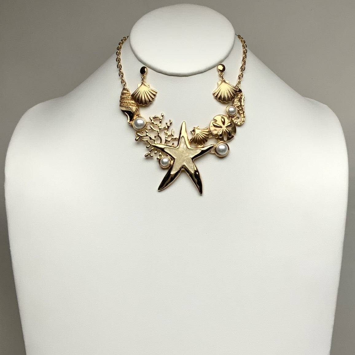 Enamel Shell Life Bib Style Necklace Set