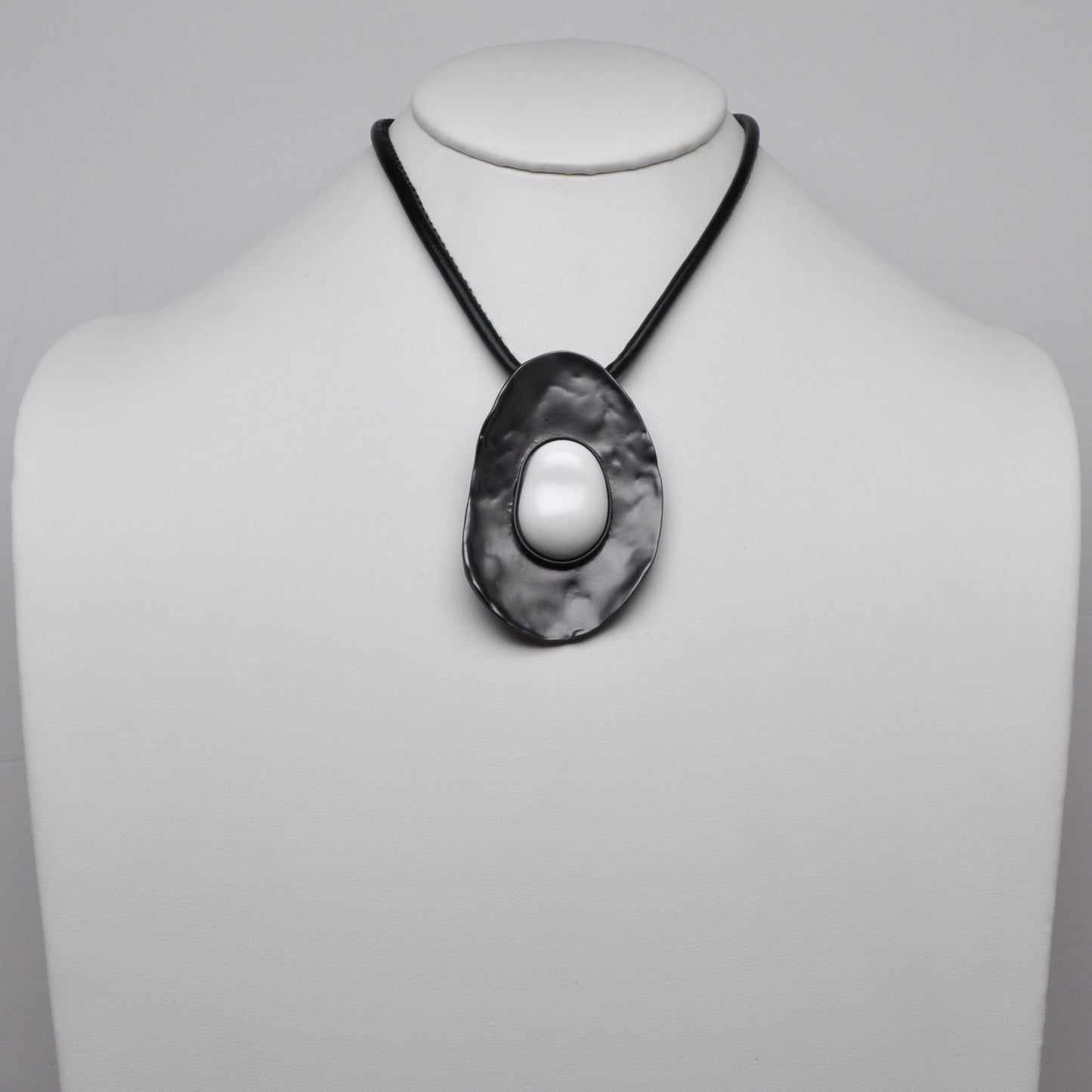 Hammered Open Oval Pendant Cord Necklace