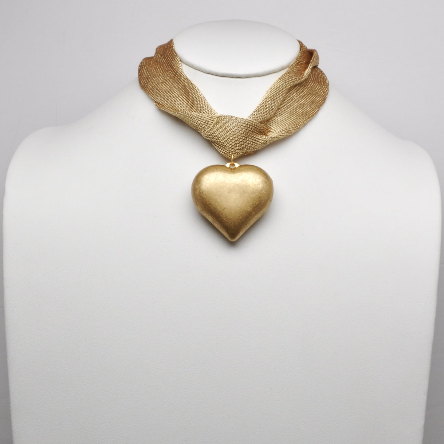 Gold Heart Mesh Chain Necklace