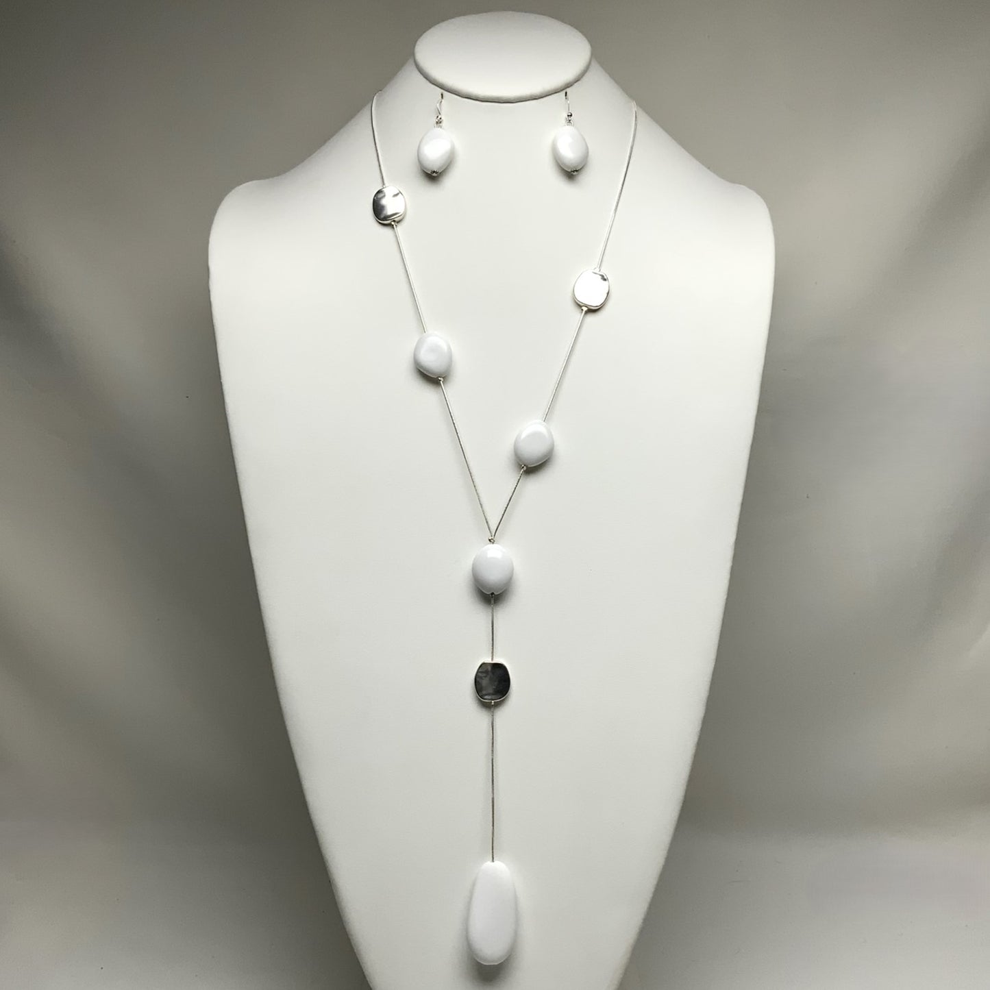 Lucite Stone Shape Snake Chain Necklace Set