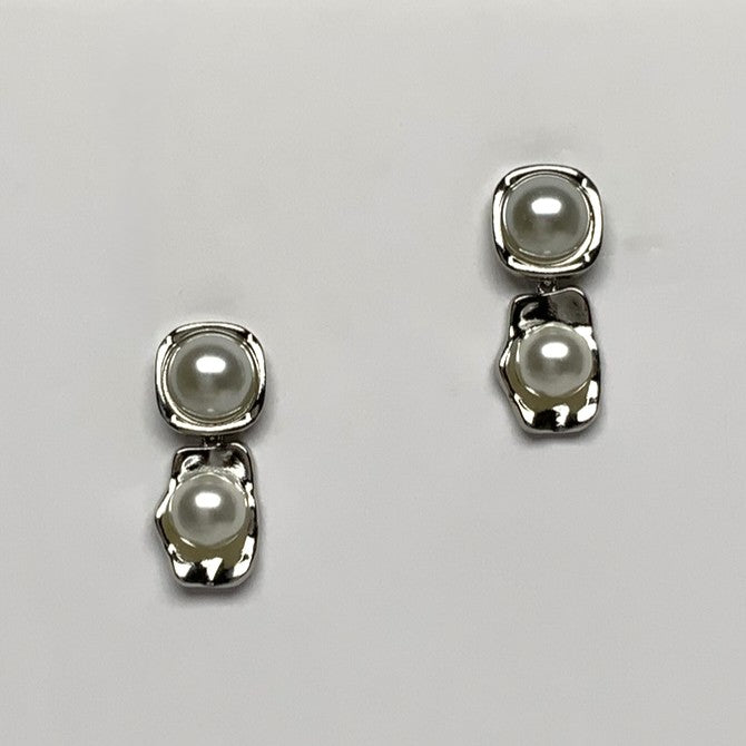 Metal Pearl Drop Clip On Earrings