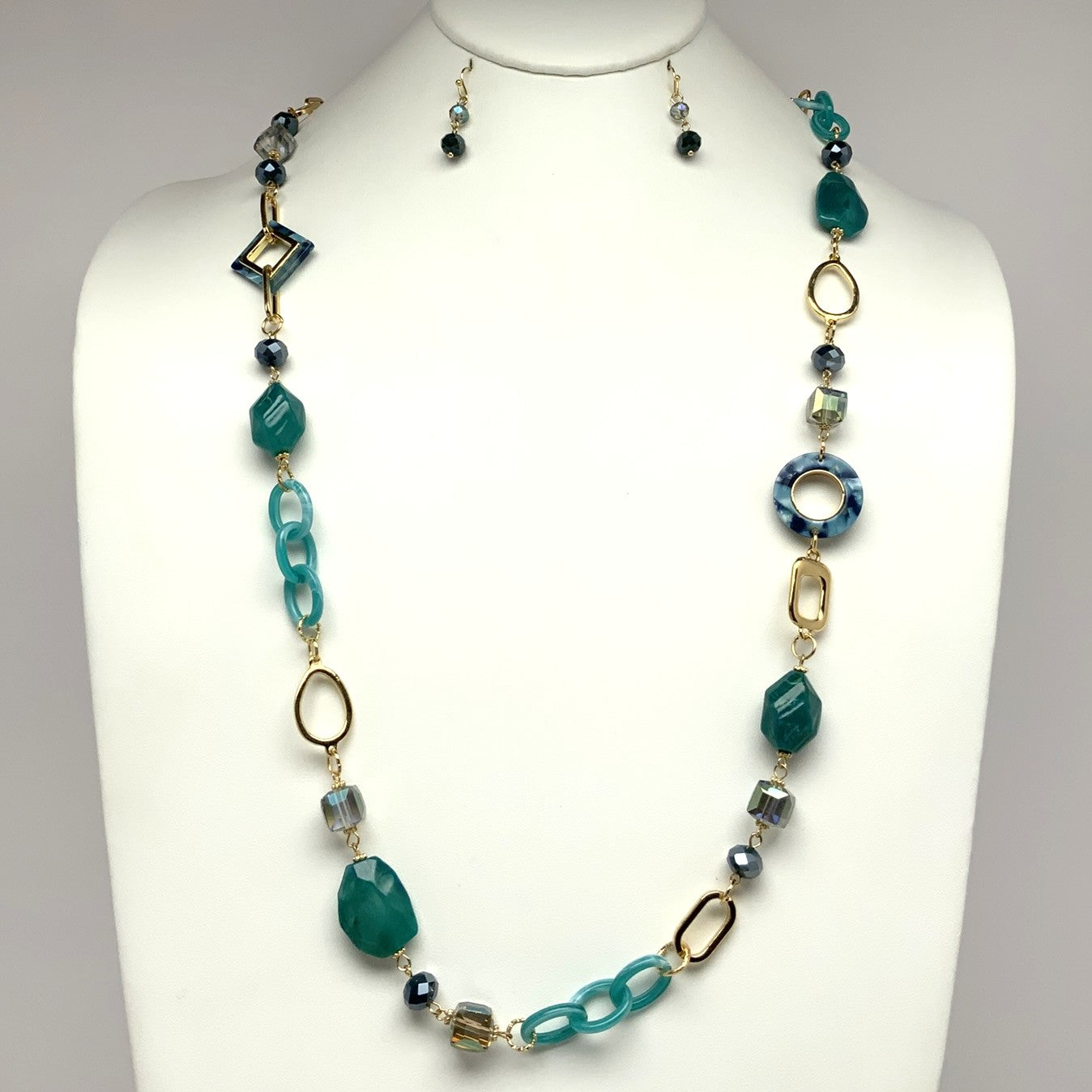 Lucite Mix Stone Chain Necklace Set