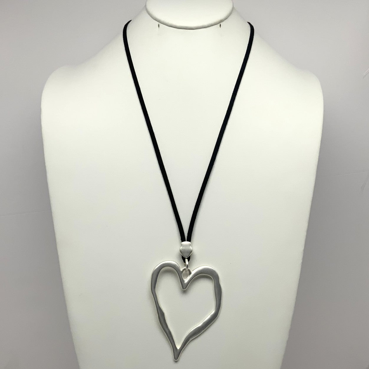 Long Adjustable Suede Metal Heart Necklace