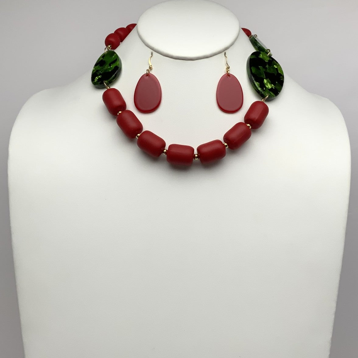 Chunky Lucite Christmas Necklace Set