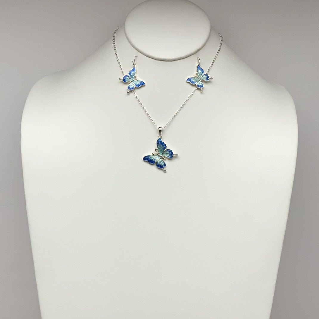 Butterfly Pendant Necklace Set