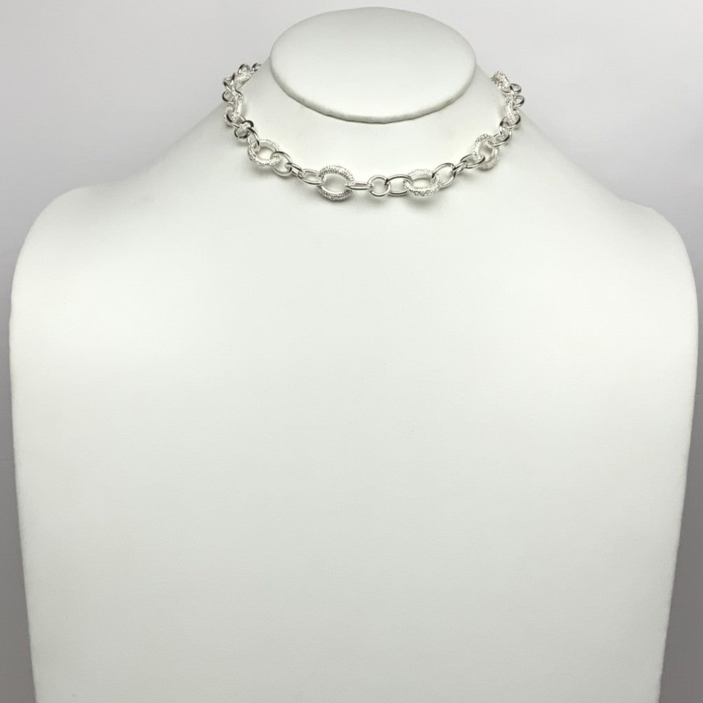 Short Textured Chain Mix Necklace