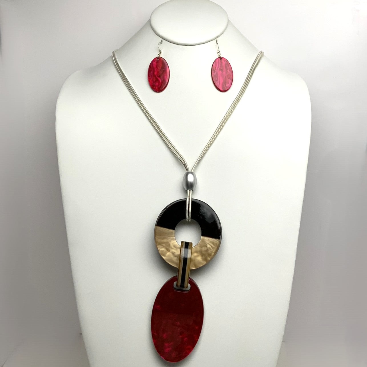 Lucite Circle Oval Drop Snake Chain Necklace