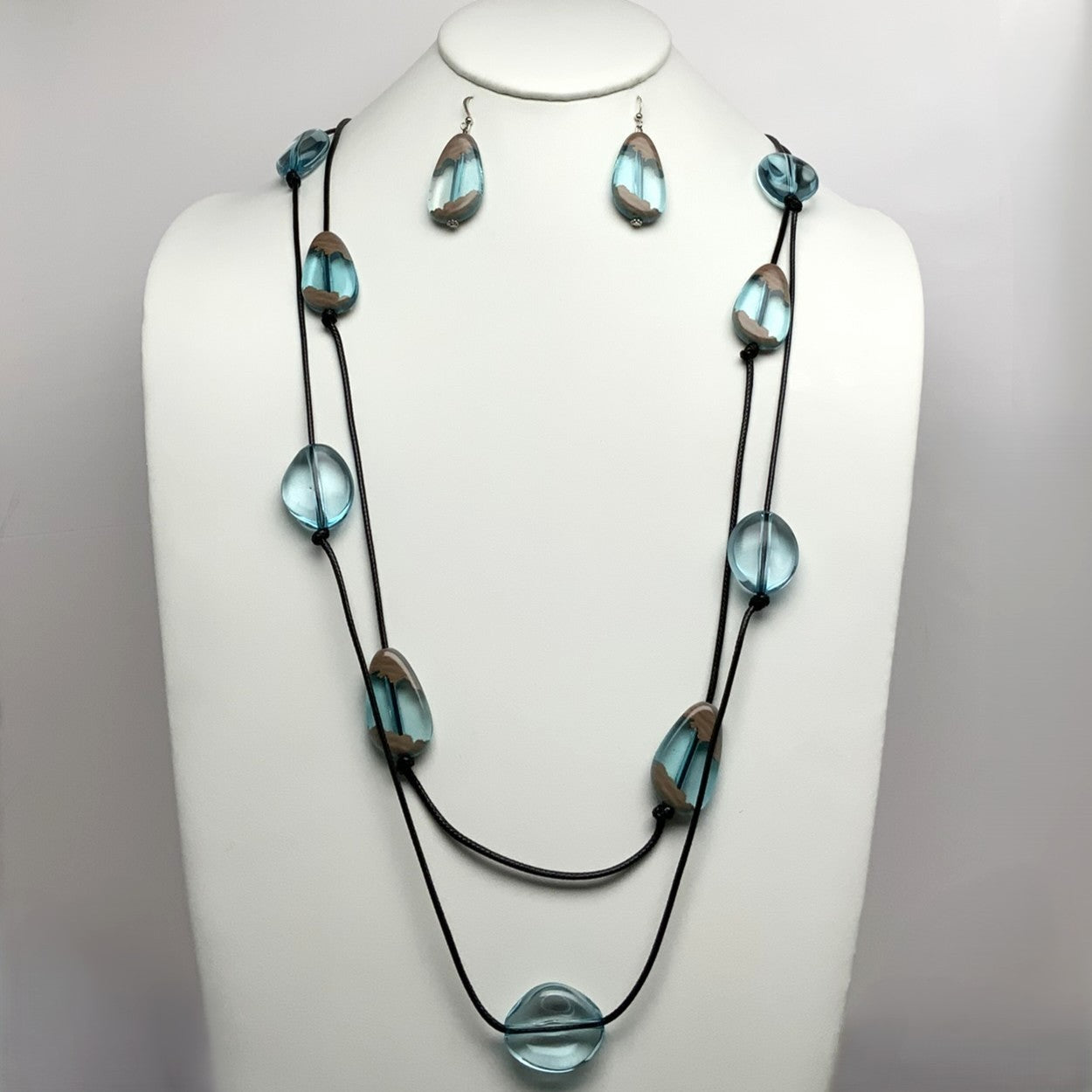 Clear Lucite Stone Necklace Set