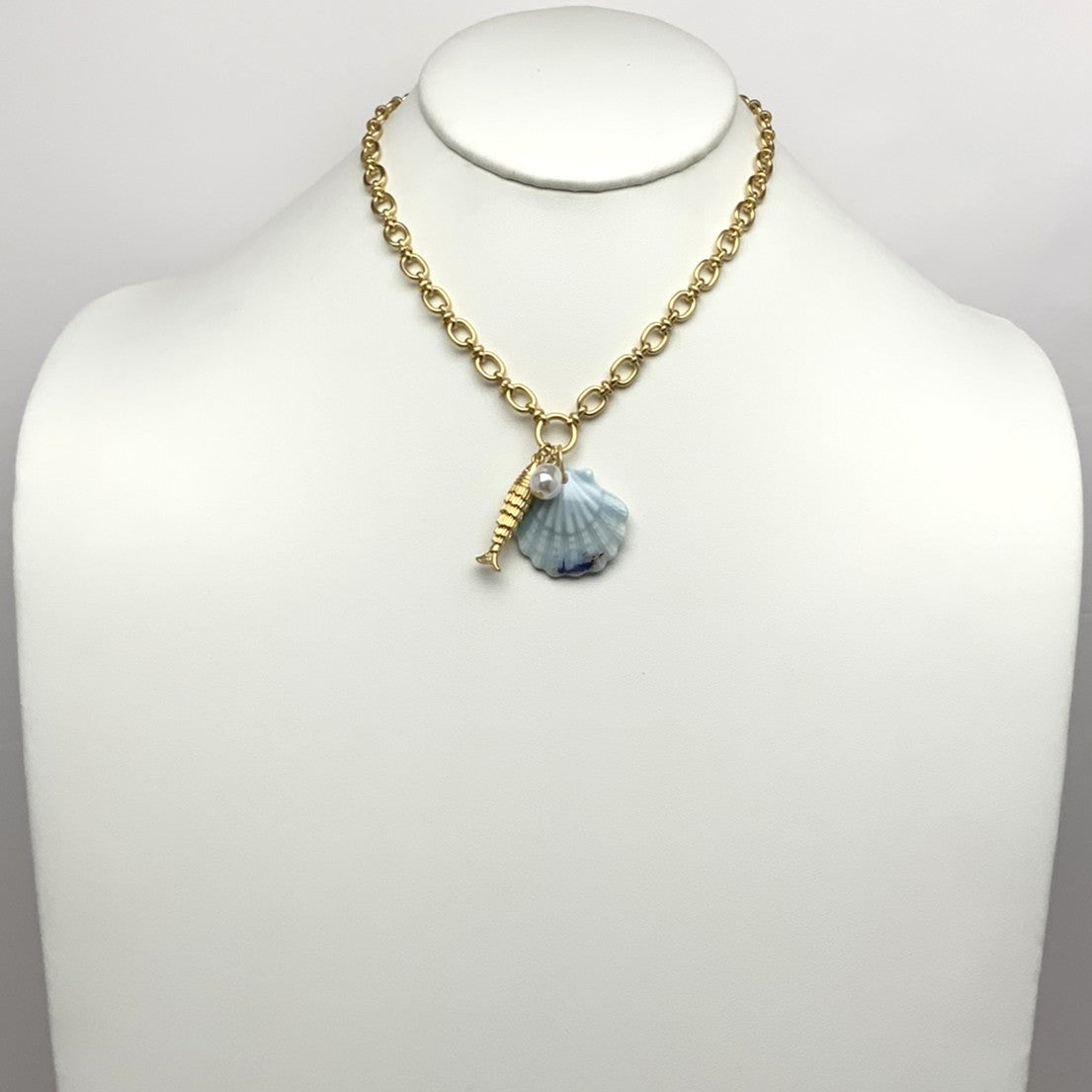Seashell Fish Pendant Necklace