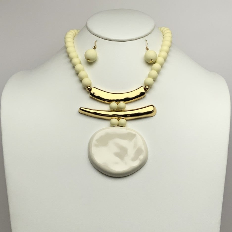 Geometric Accents w/Chunky Beads Necklace