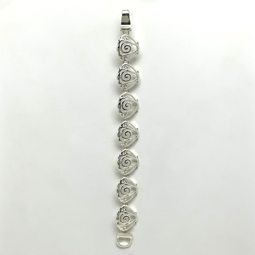 Swirl Shell Design Magnetic Clasp Bracelet