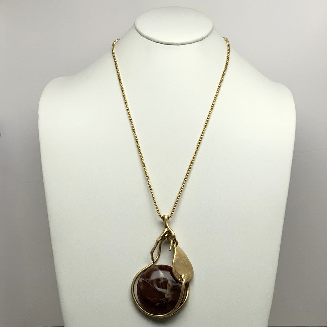 Long Box Chain Abstract Metal Lucite Circle Drop Piece Necklace