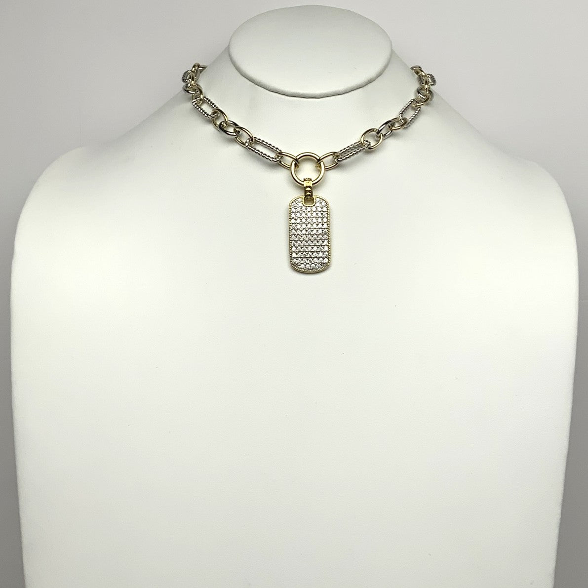 Ribbed Textured Chain w/Bling Tag Pendant Necklace