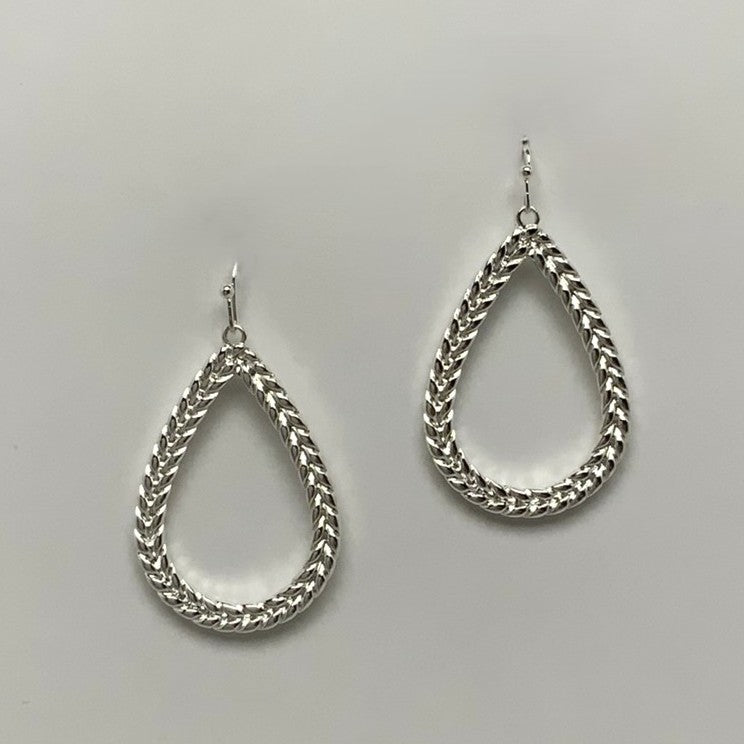 Twist Design Teardrop Earrings