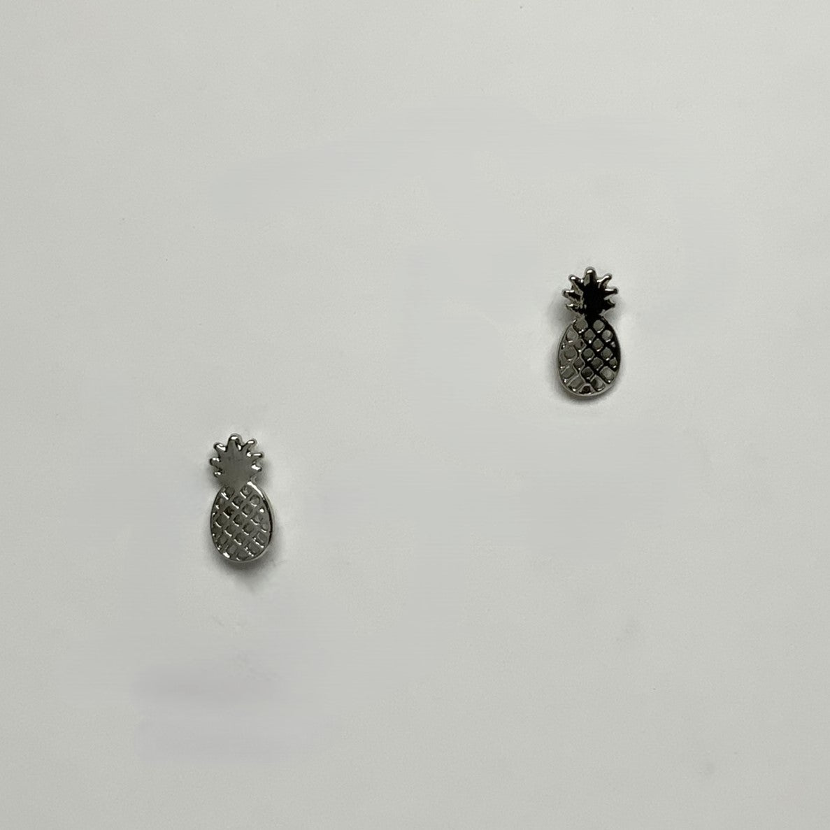 Small Metal Pineapple Stud Earring