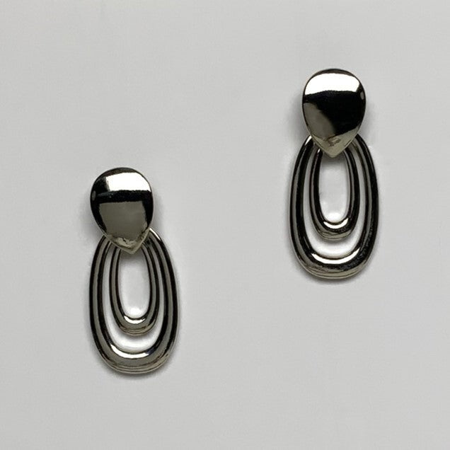 Metal Double Oval Clip Earring