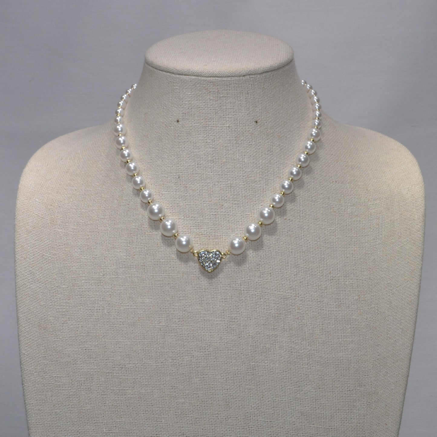 Pearl and Magnetic Heart Necklace