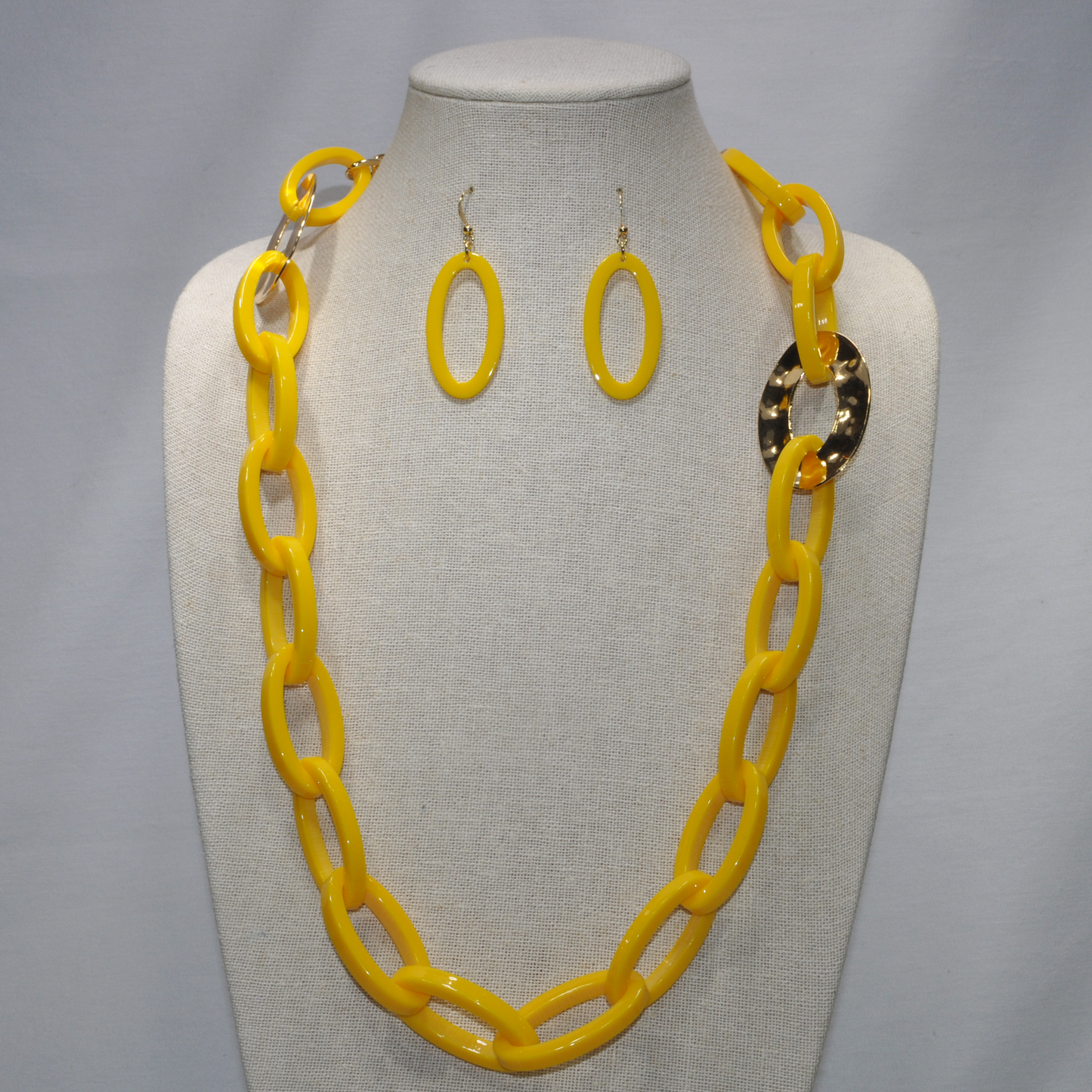 Long Lucite and Metal Chain Link Necklace Set