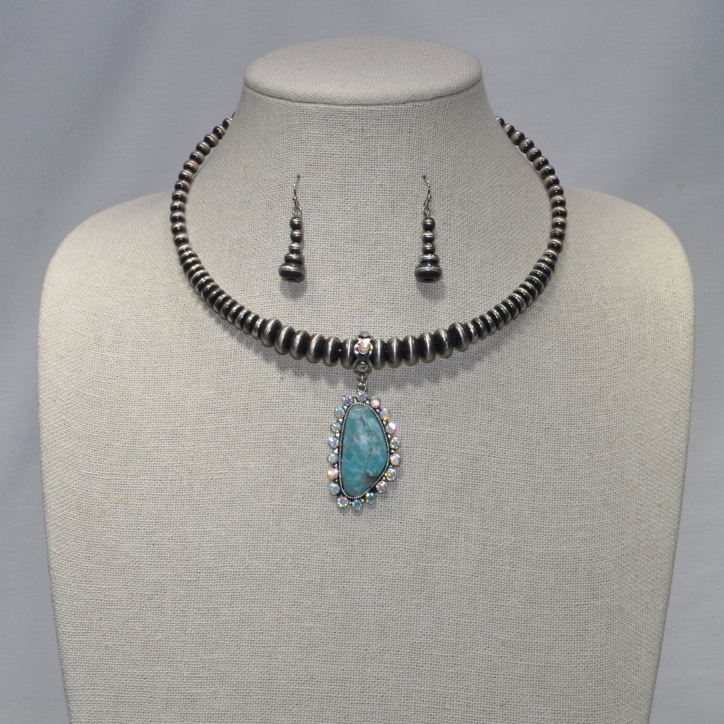 Metal Beaded Choker with Western Look Stone Pendant