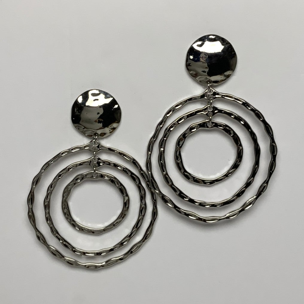 Hammered Circle Outline Clip On Earrings