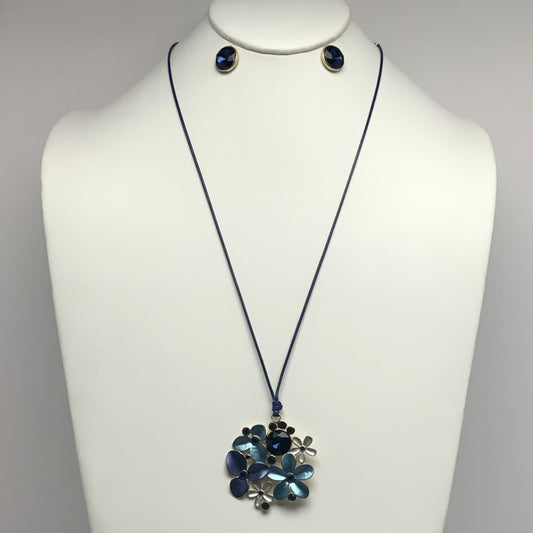 Flower Cluster Drop Necklace