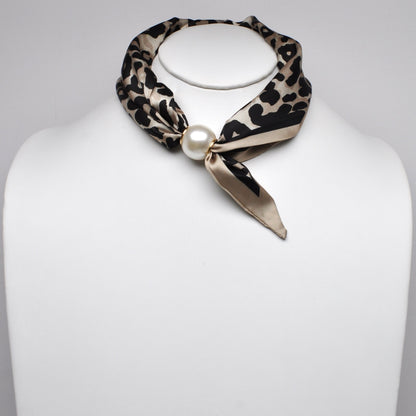 Two-Tone Cheetah Face Print Neckerchief