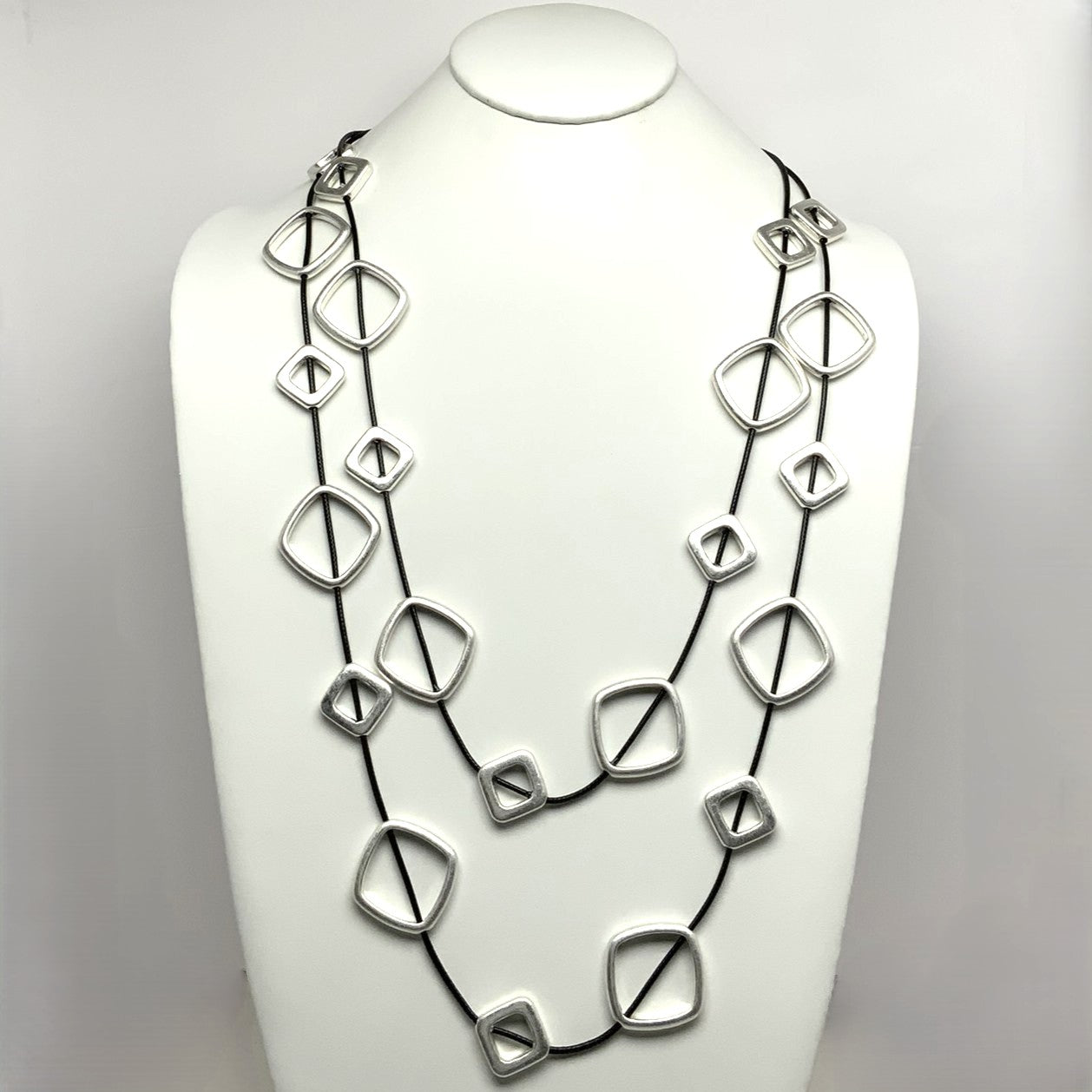 Geometric Design Necklace