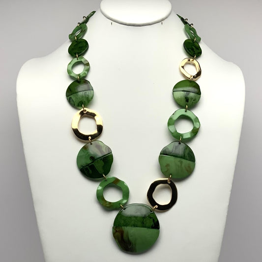 Curved Circle Lucite Drop Necklace