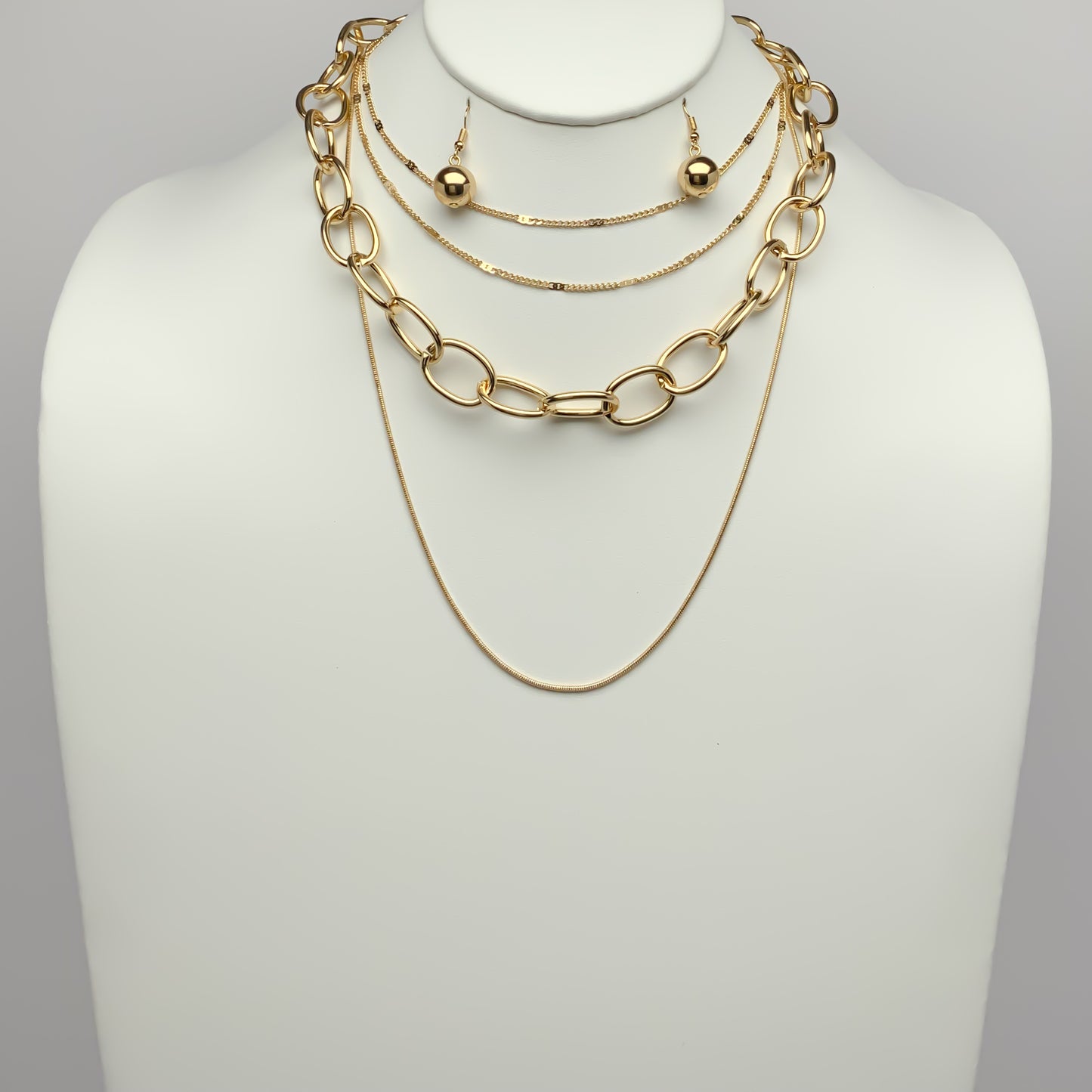 Four Layer Chain Set