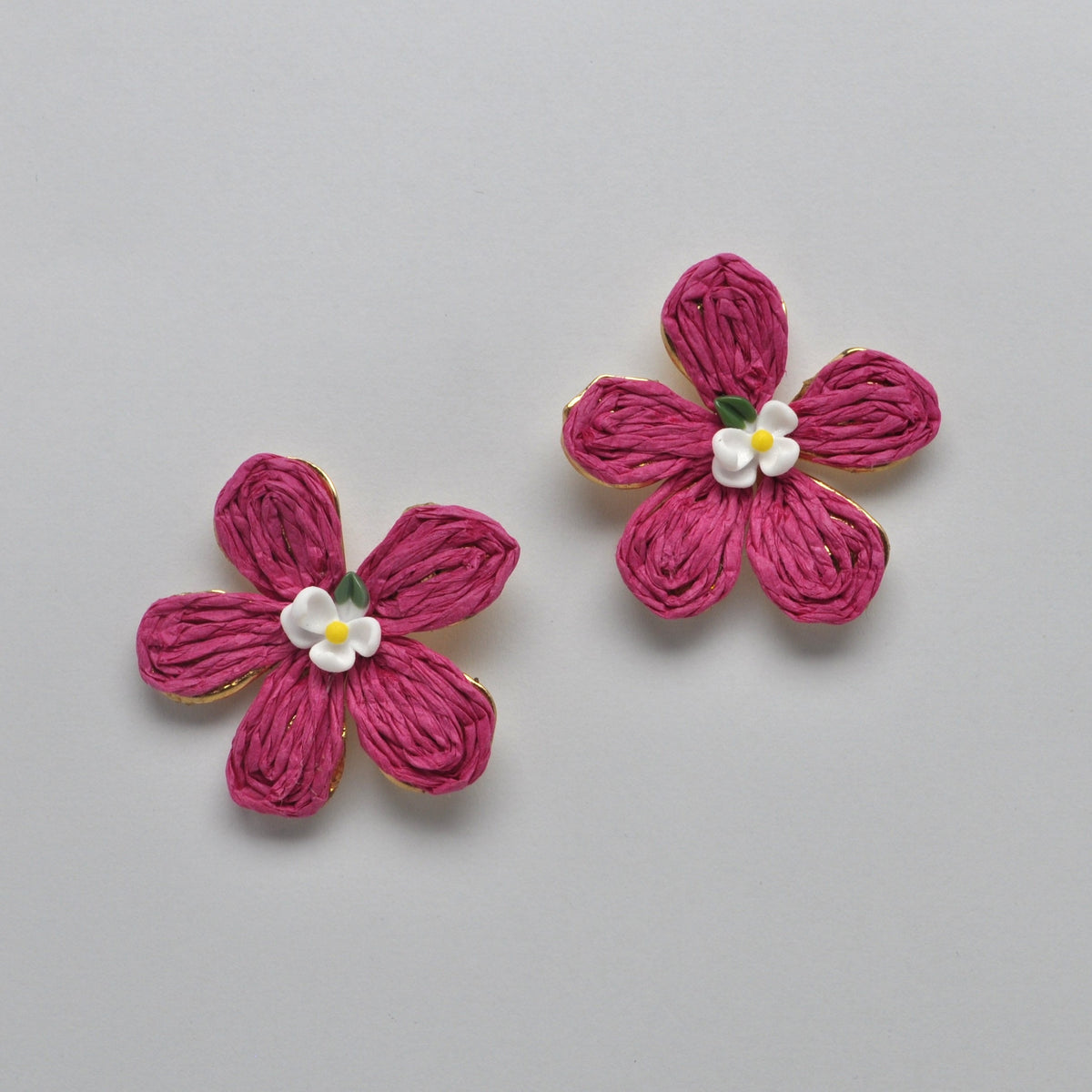 Daisy Twine Earring