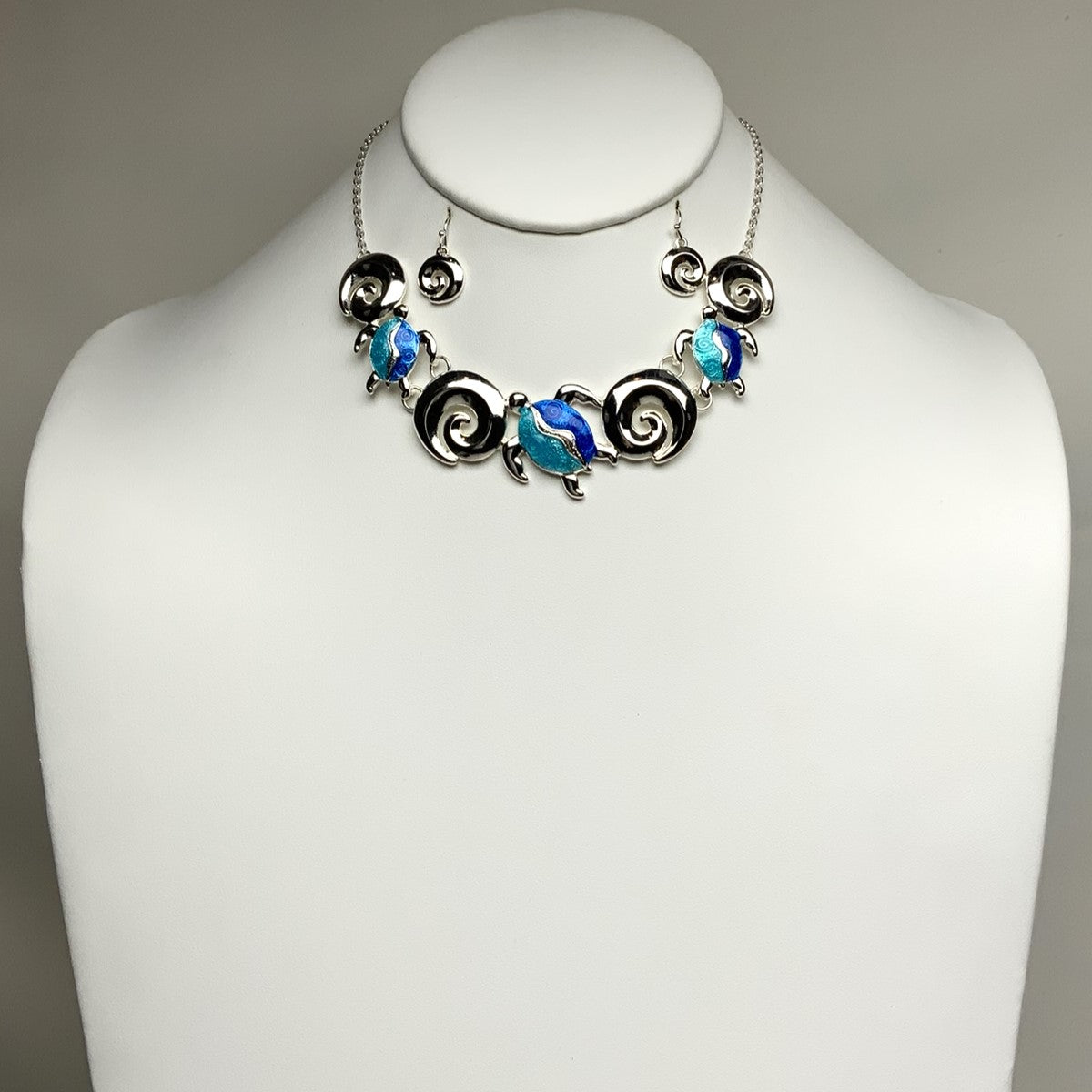 Swirl Turtle Necklace Set