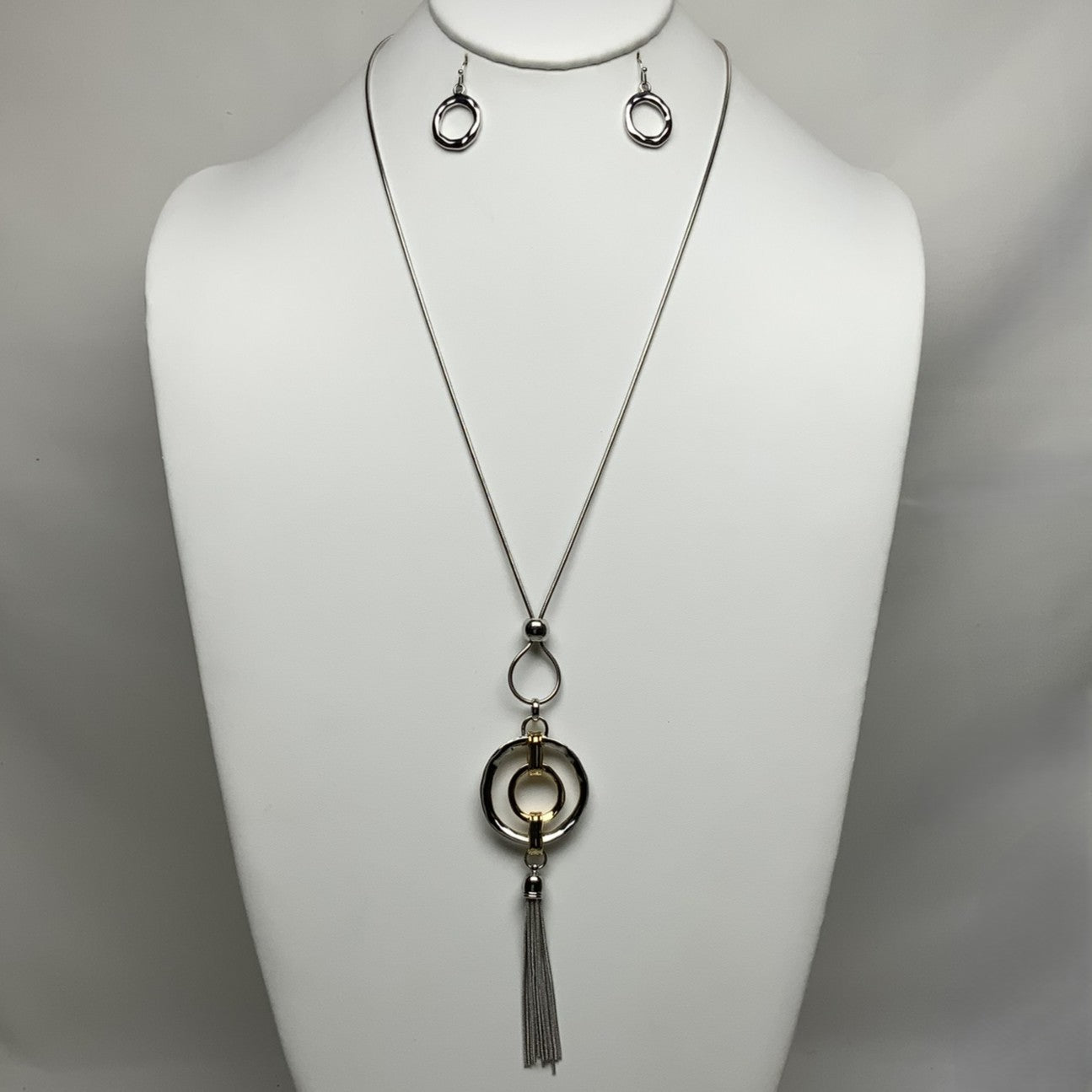 Circle Pendant Tassel Snake Chain Necklace Set