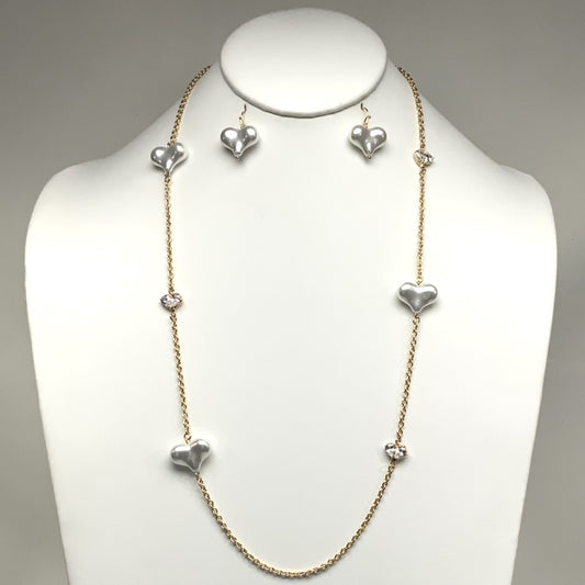 Pearlescent Heart Necklace Set