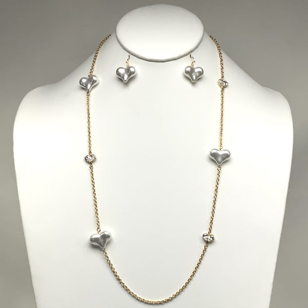 Pearlescent Heart Necklace Set