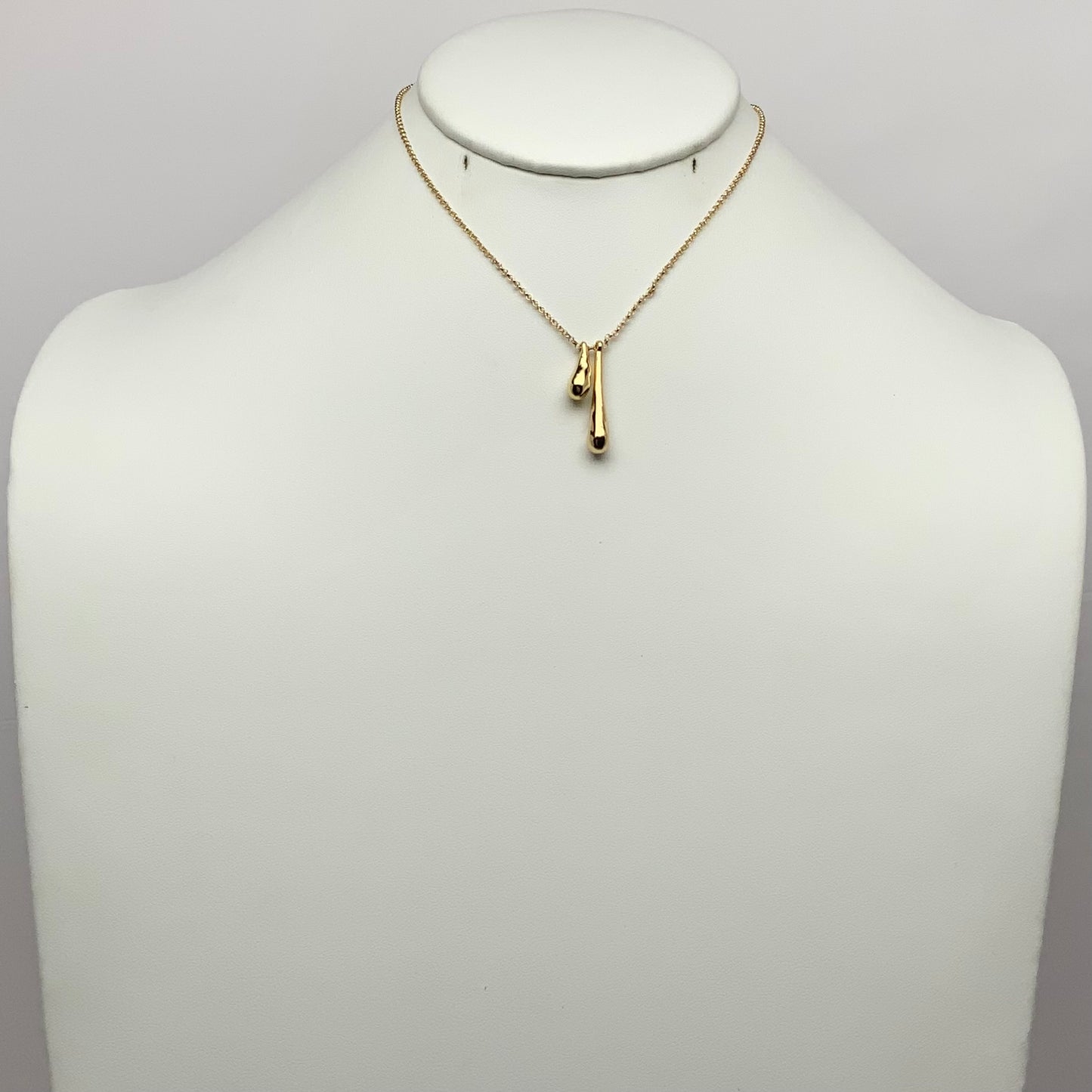 Elegant Drip Necklace