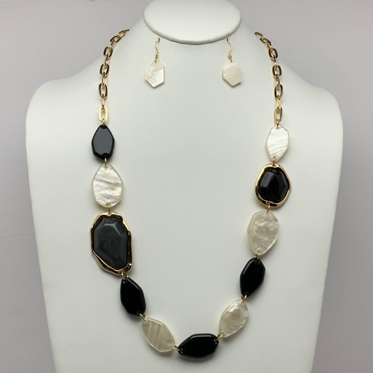 Lucite Rustic Drop Necklace Set
