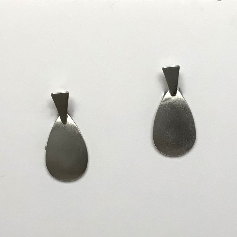 Hammered Teardrop Triangle Clip On Earrings