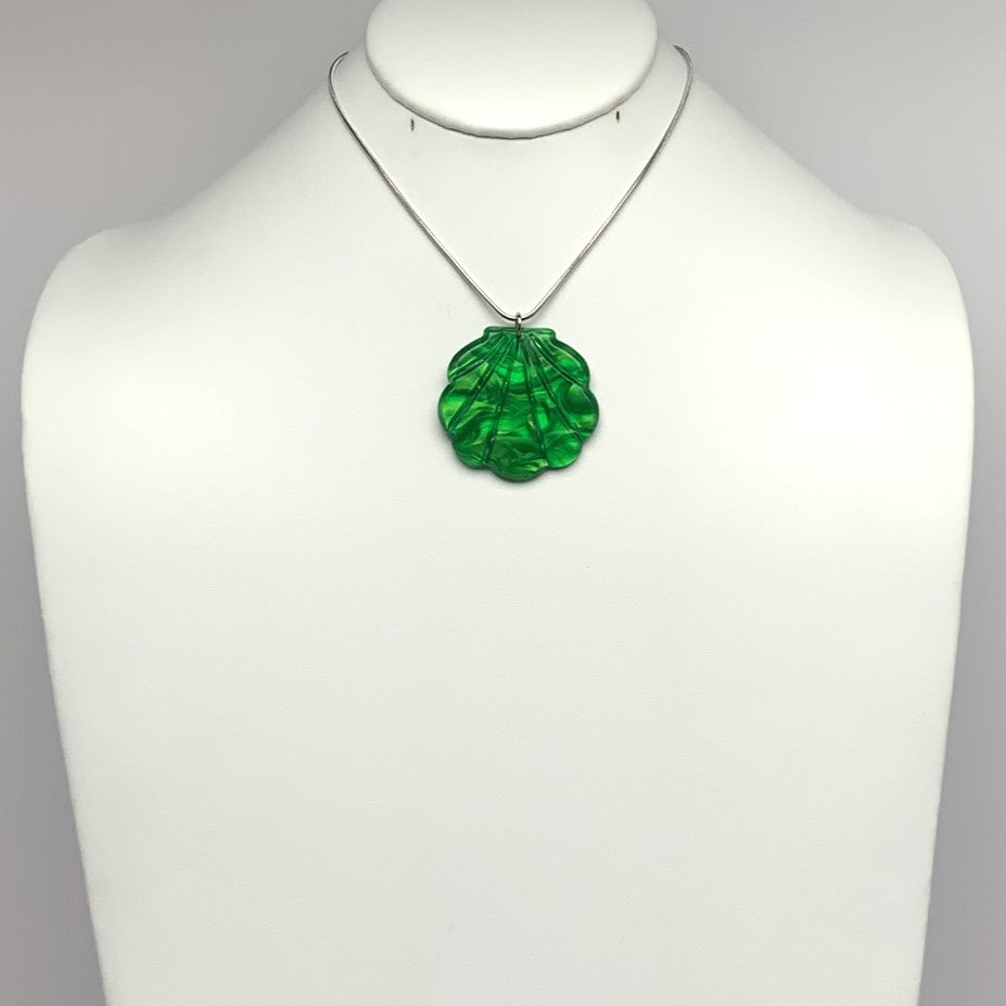 Green Lucite Clamshell Necklace