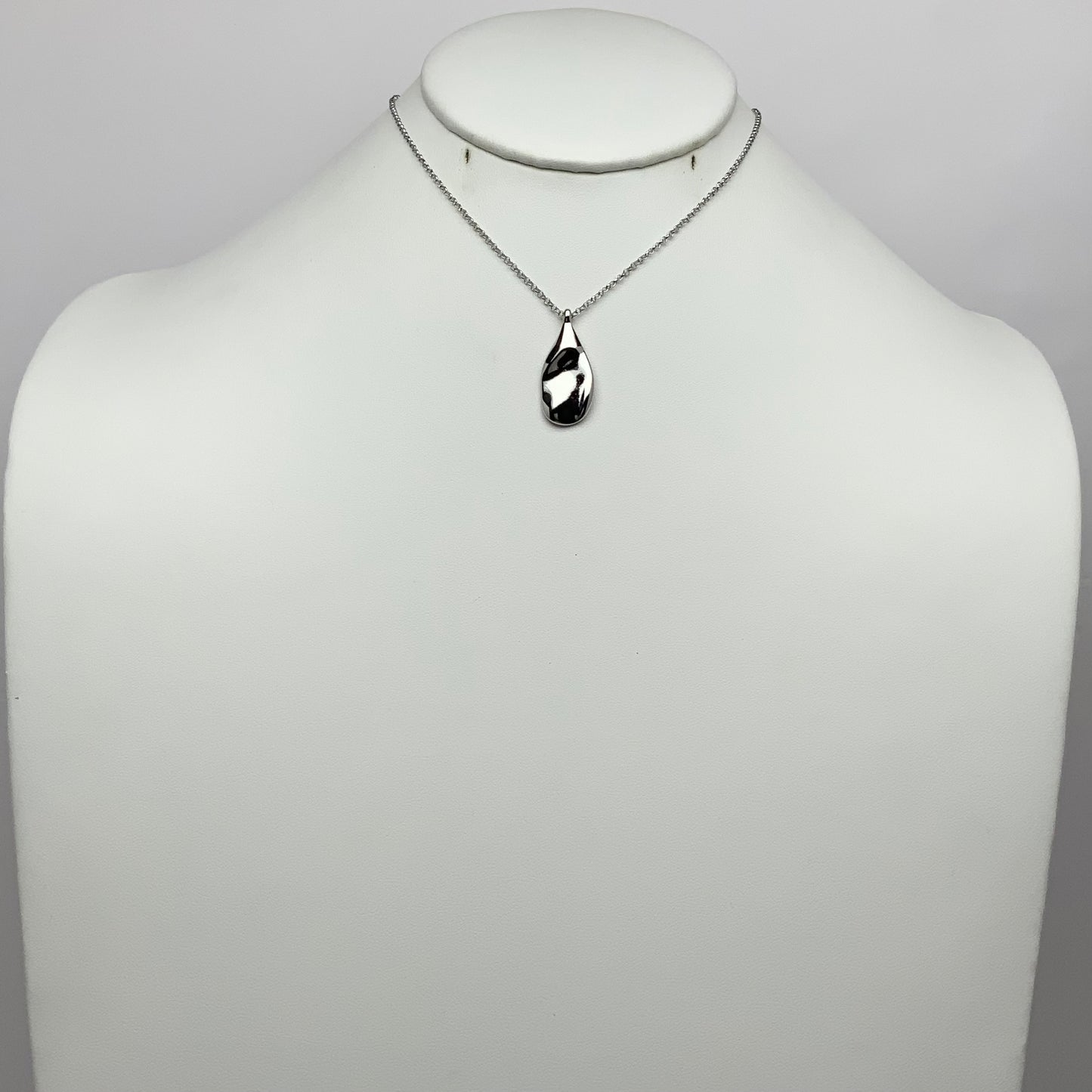 Elegant Textured Drop Necklace
