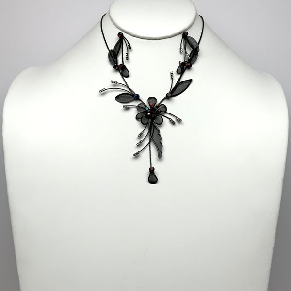 Short Mesh Flower Necklace Set