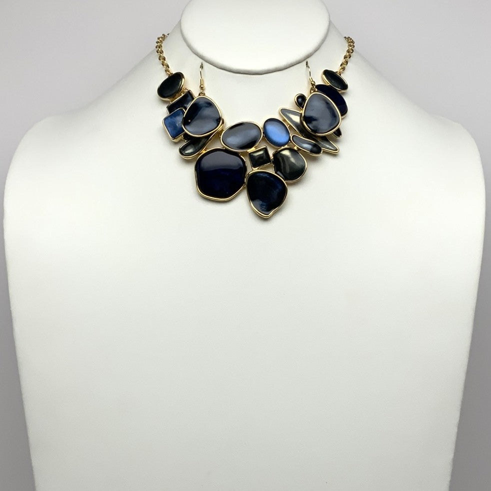 Abstract Enamel Bib Style Necklace Set