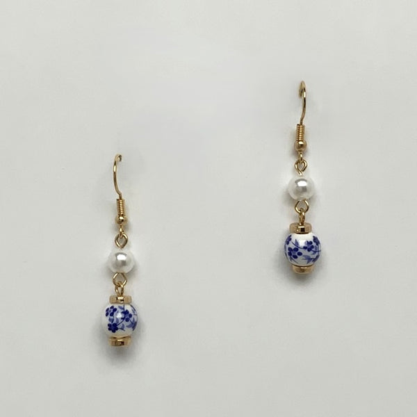Flower Design Pearl Earrings
