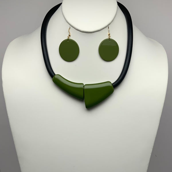 Artsy Magnetic Necklace Set