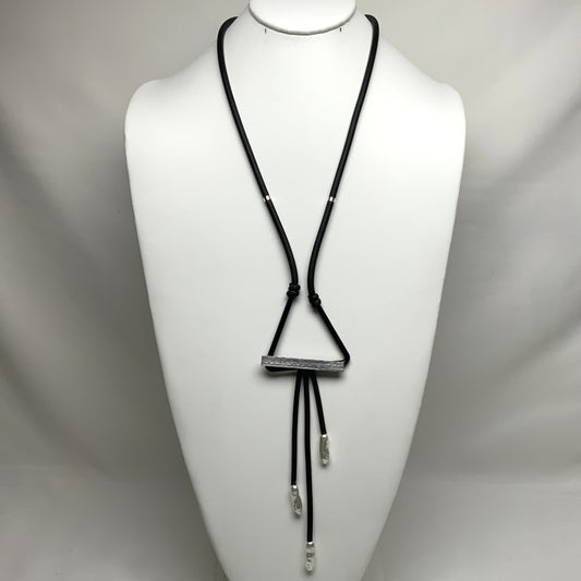 Triangle Rubber cord Necklace