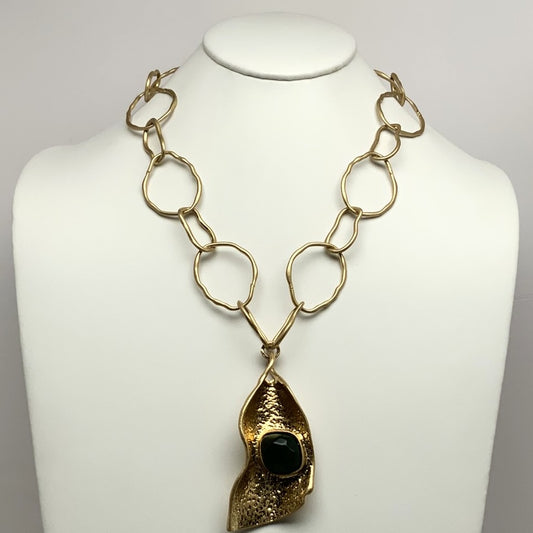 Abstract Chain Link Curved Piece Pendant Necklace