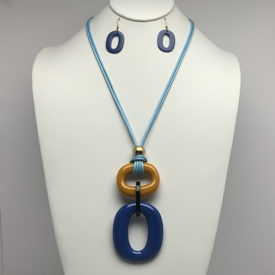 Lucite Link Drop Necklace Set