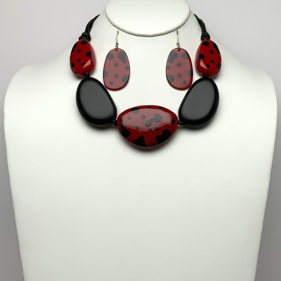 Lady Bug Lucite Necklace Set