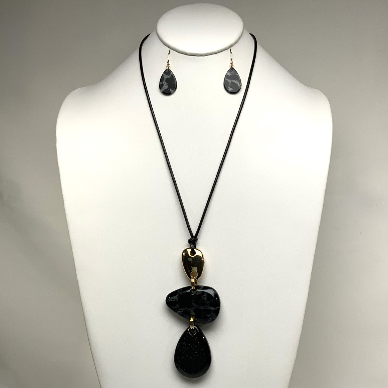 Lucite Drop Necklace