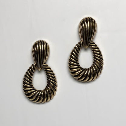 Clip-on Teardrop line Earrings
